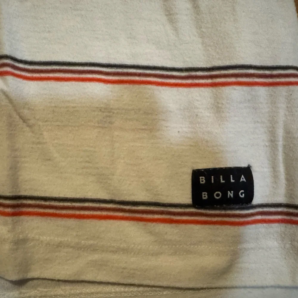 Billabong Cream Black Striped Tee Women’s Small Soft Coastal Casual T-Shirt